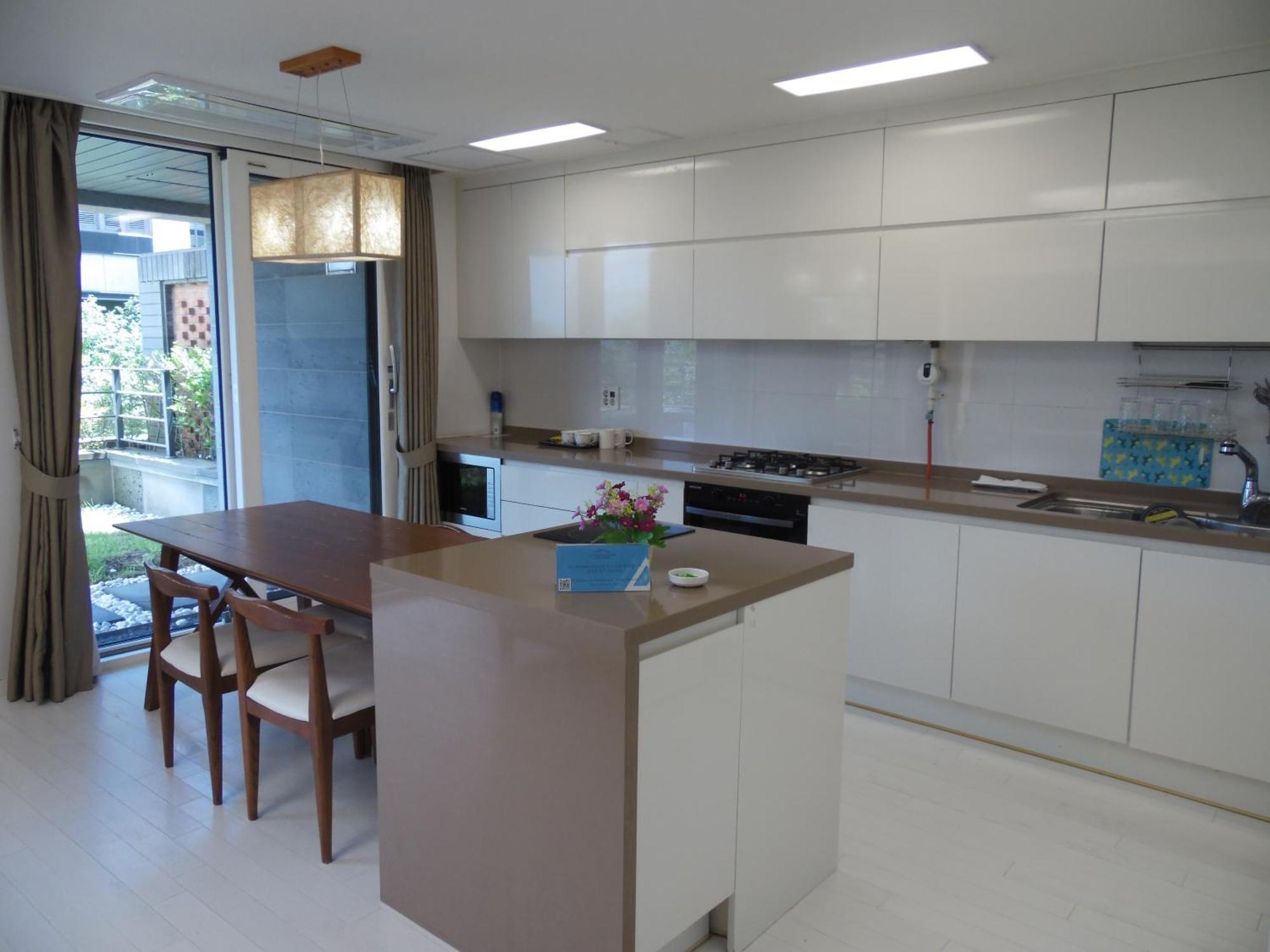 Healthcare Town Resort ซอกวีโพ ภายนอก รูปภาพ